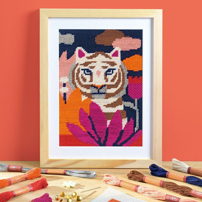 Atelier 64 - Tiger Needlepoint Kit