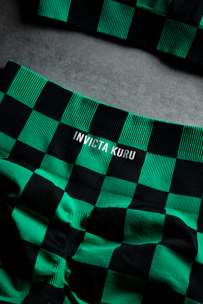Checkered Pattern Seamless Shorts